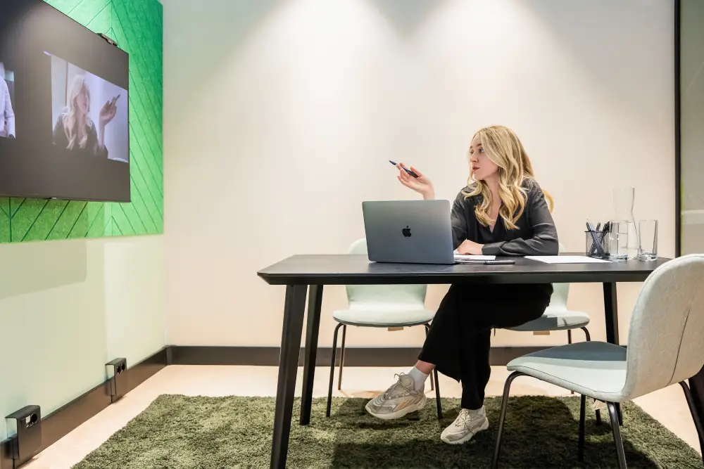 MONTEHUB Small Conference Rooms