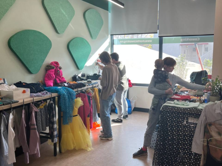 garage-sale-and-kidss-market (6)